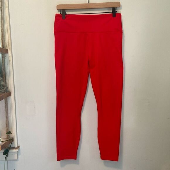 Fabletics Red Criss Cross Back Powerhold Leggings Size Medium - Picture 1 of 7